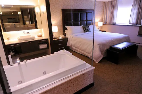 Fairfield Inn By Marriott Montreal Downtown Hotel