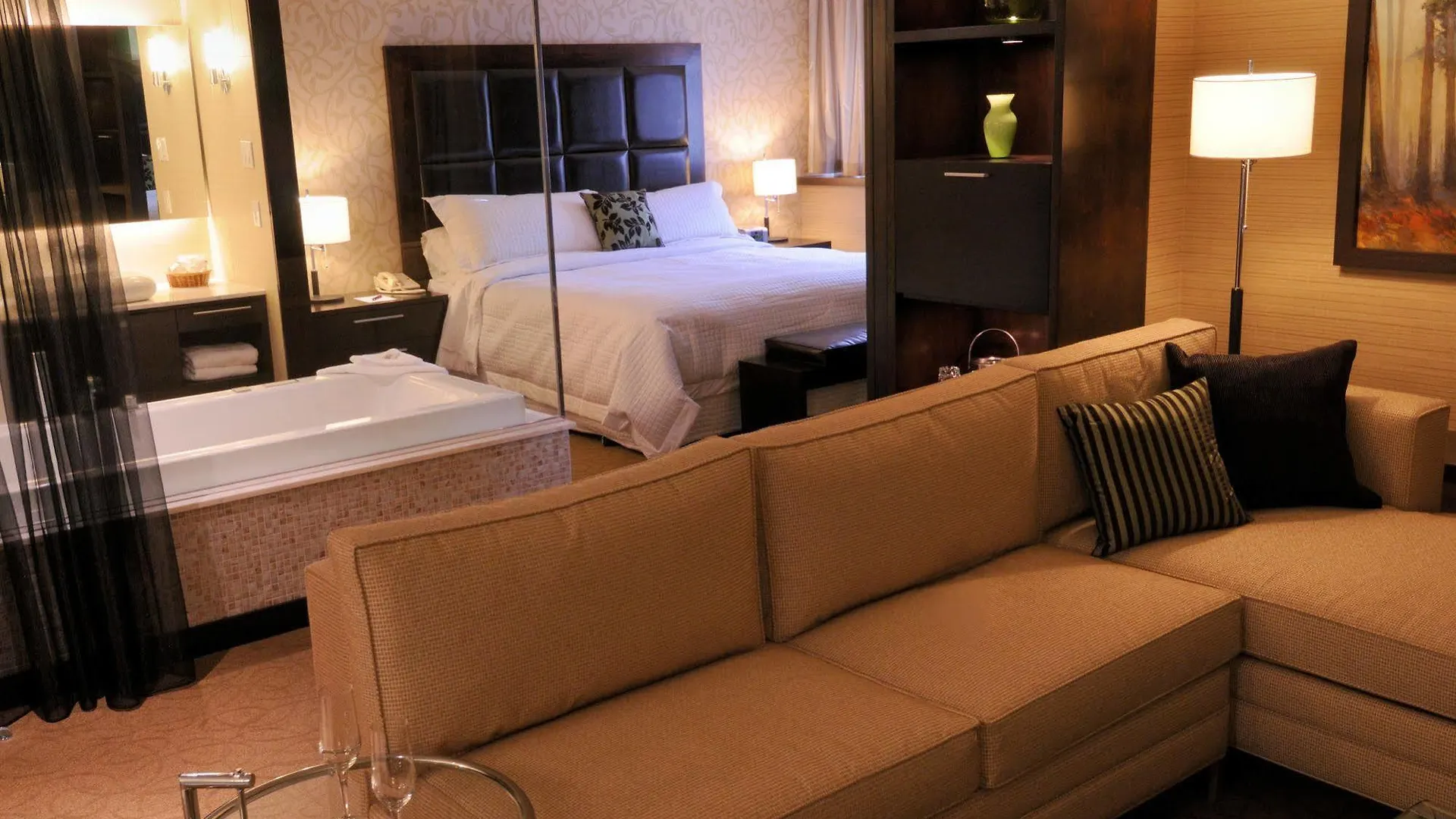 Fairfield Inn By Marriott Montreal Downtown 3*,  Canada