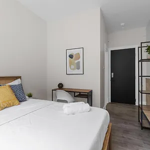 Le & Stone Hotel