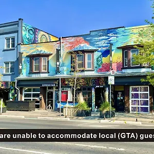 https://the-only-backpackers-inn.hotelstorontoontario.org