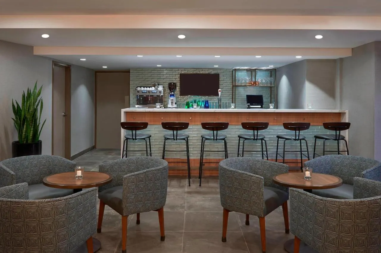 Fairfield Inn By Marriott Montreal Downtown