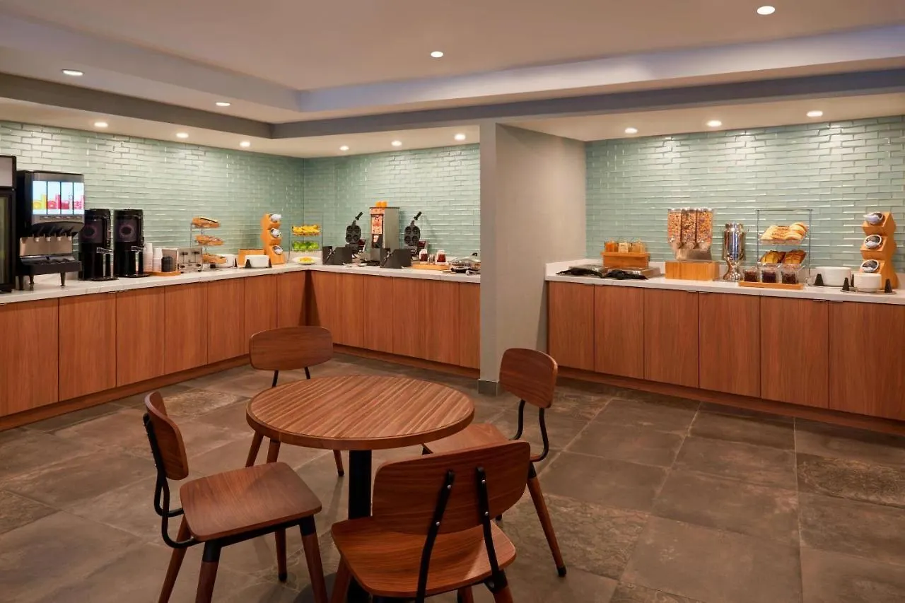 Hotell Fairfield Inn By Marriott Montreal Downtown