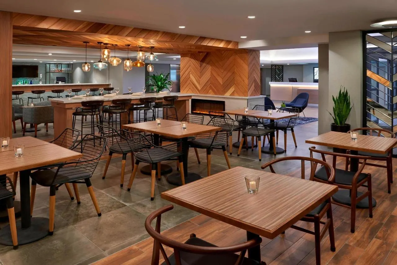 Fairfield Inn By Marriott Montreal Downtown Hotell