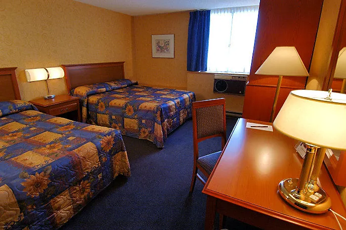 Fairfield Inn By Marriott Montreal Downtown 3*,  Kanada