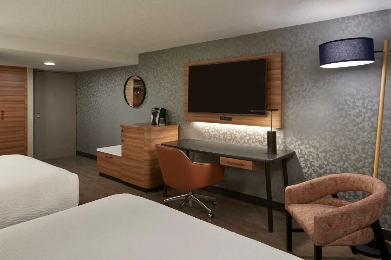 Fairfield Inn By Marriott Montreal Downtown 3*,  Kanada